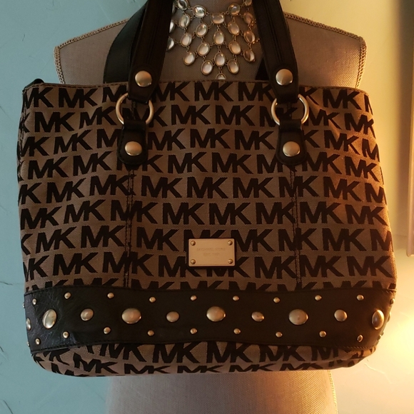 Michael Kors Handbags - Gold Stud tote. Like new with dust bag